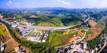 廣西蒼郁高速公路/100%