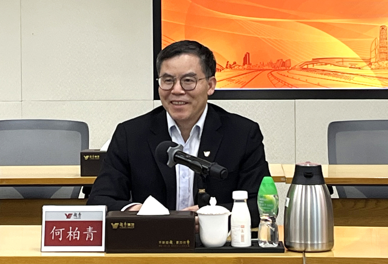 中鐵七局集團副總經理肖春文一行到公司交流座談