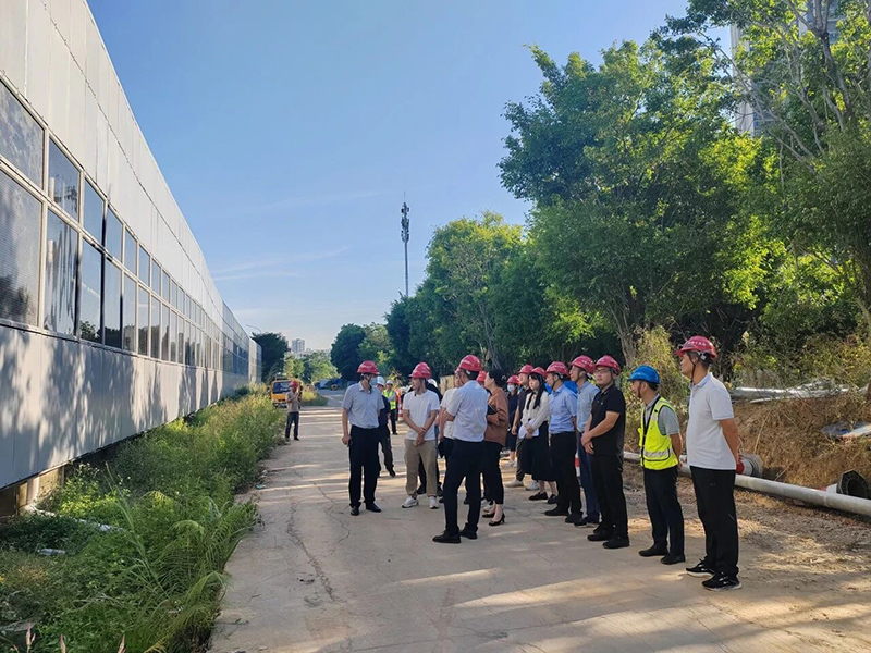 越秀交通北二環高速全封閉聲屏障工程順利通過週邊隔聲屏體驗收